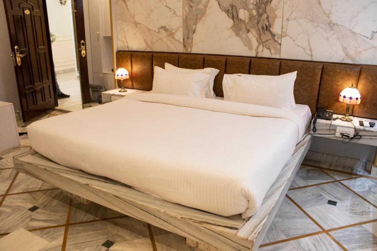 Hotel Rio Benaras Bénarès Extérieur photo