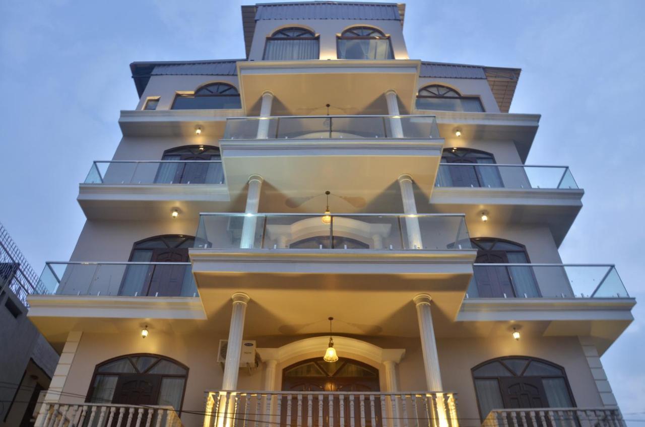 Hotel Rio Benaras Bénarès Extérieur photo