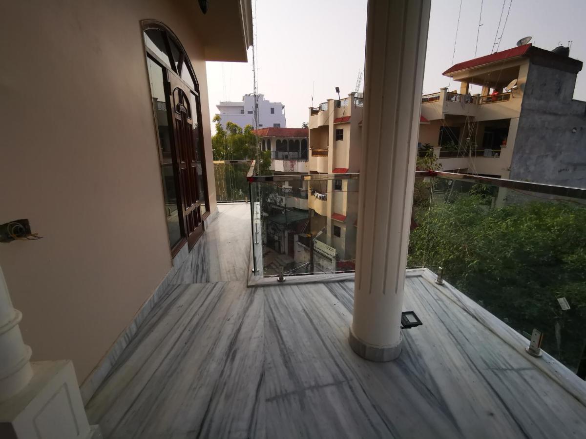 Hotel Rio Benaras Bénarès Extérieur photo